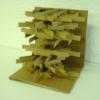 Escultura efímera. Materiales reciclados: cartón, papel, cuter y pegamento.